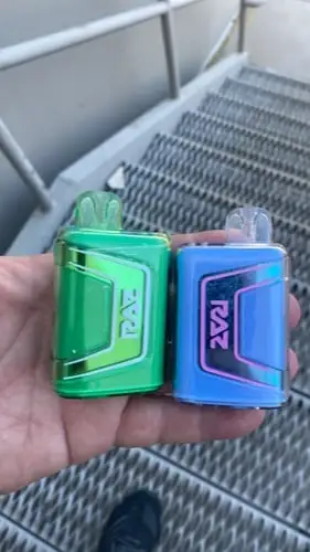 Raz TN9000 disposable vape
